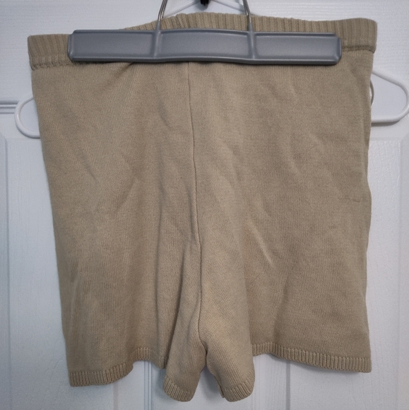 Nastygal Colourblock Knit Shorts - Picture 2 of 3